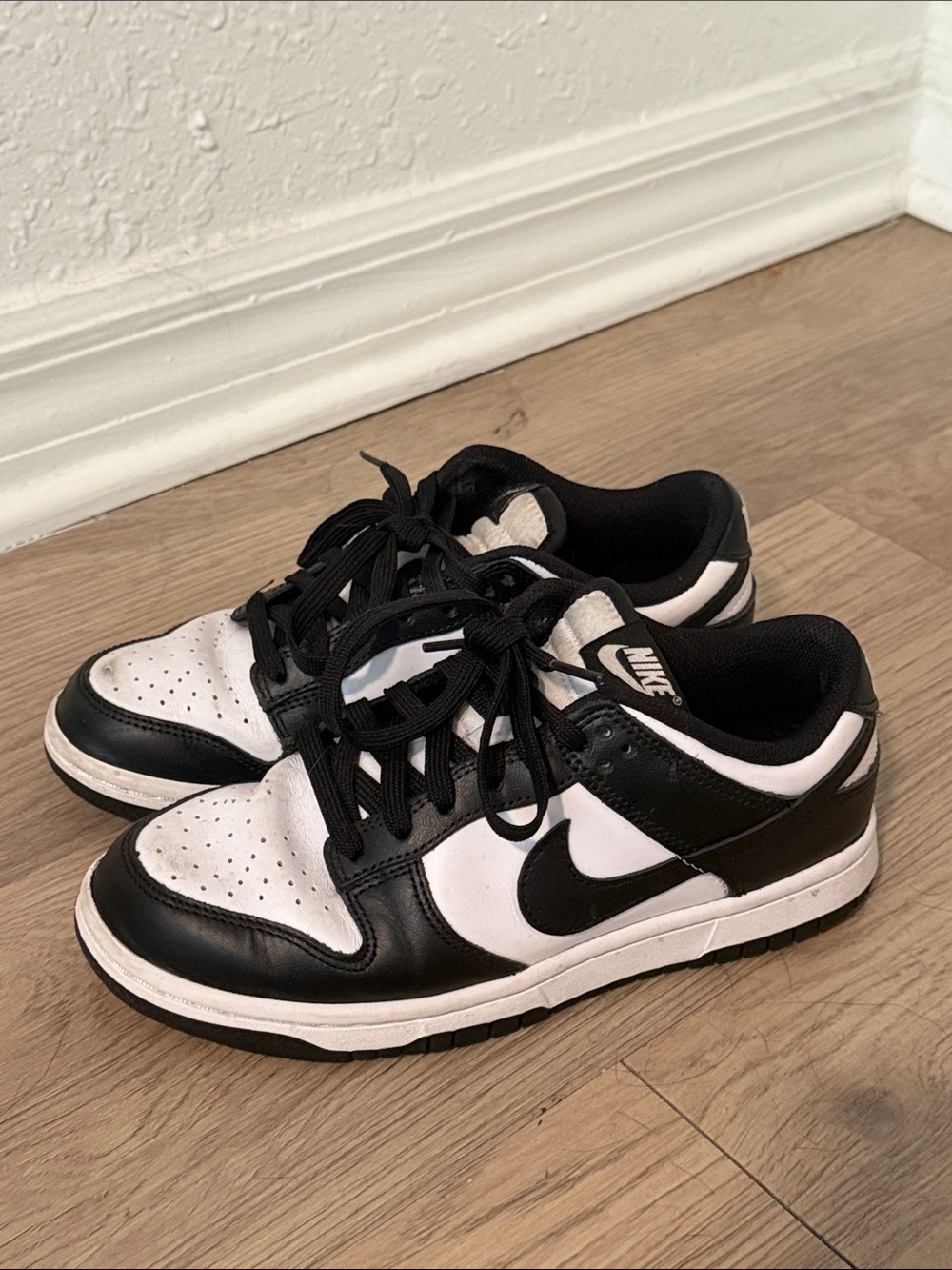 Nike Black and White 🐼 Panda Low-Top Sneakers